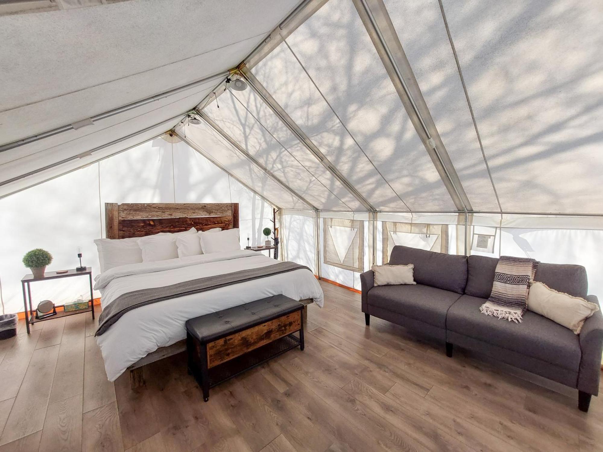 Готель Gateway Glamping Екстер'єр фото