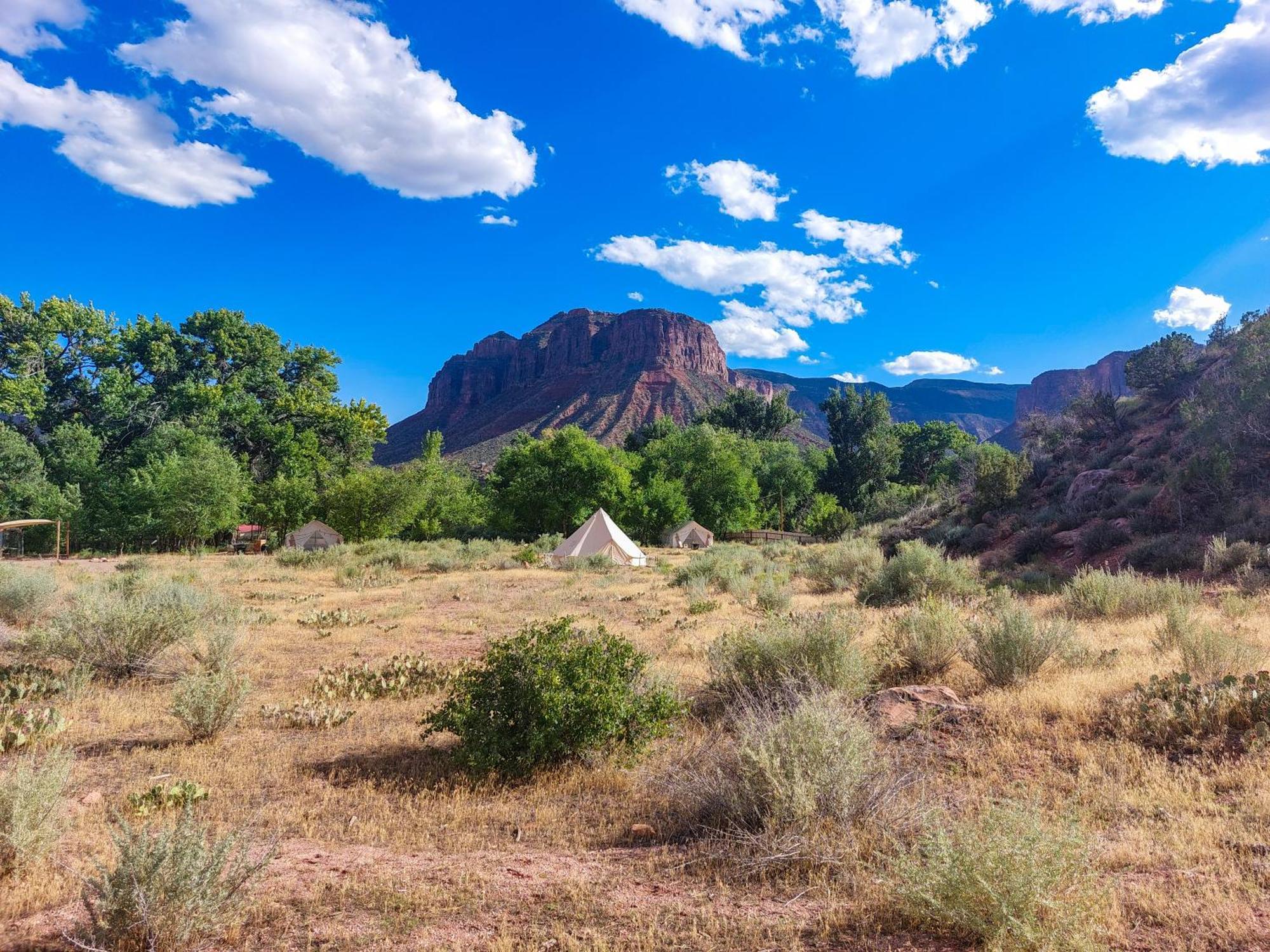 Готель Gateway Glamping Екстер'єр фото